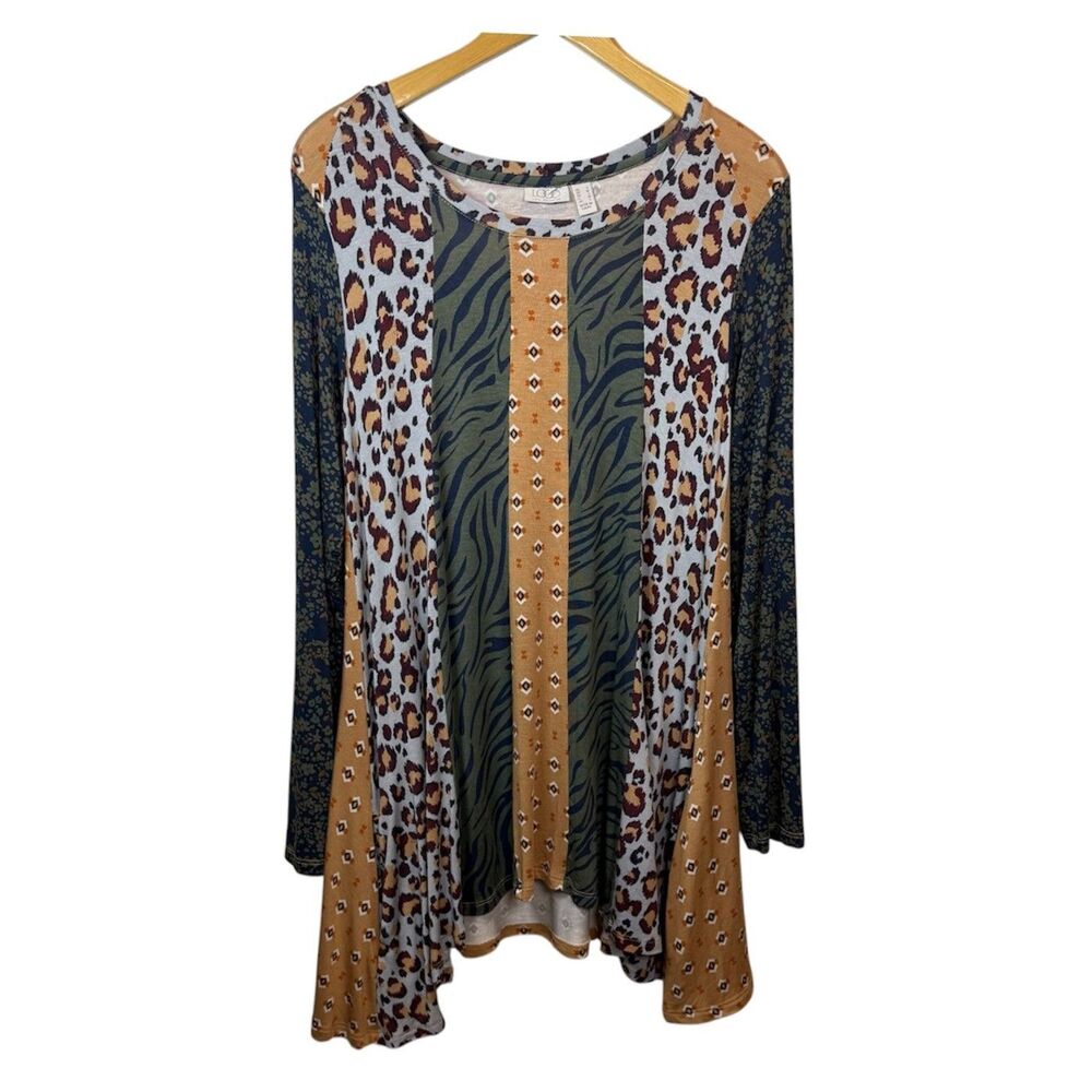 LOGO by Lori Goldstein Animal Print Tunic with Pockets Size Small Patchwork